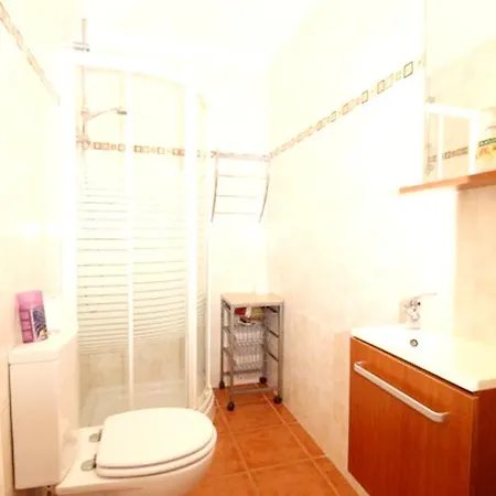 Av. Marginal - 2 Apartment *